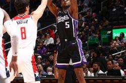 NBA常规赛冲刺阶段再迎强敌，马赛调整名单，主帅态度：赛场秩序良好，赛程密集仍需轮换的简单介绍-九游官方网站