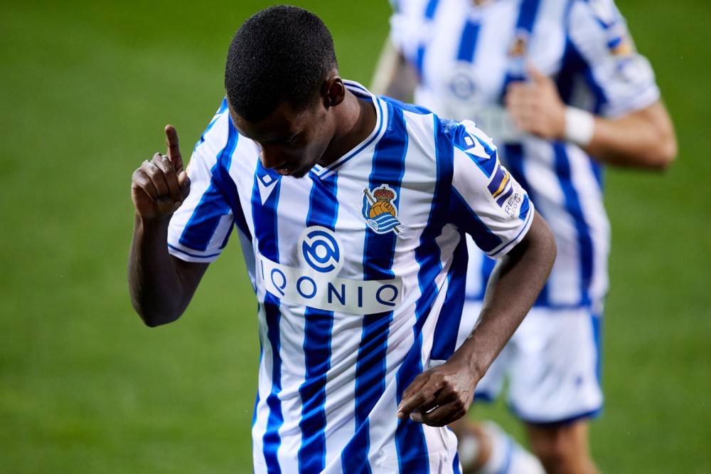 包含西甲倒计时，金州勇士赛后防线松动，细节引发关注，底气十足，轮换策略成焦点的词条